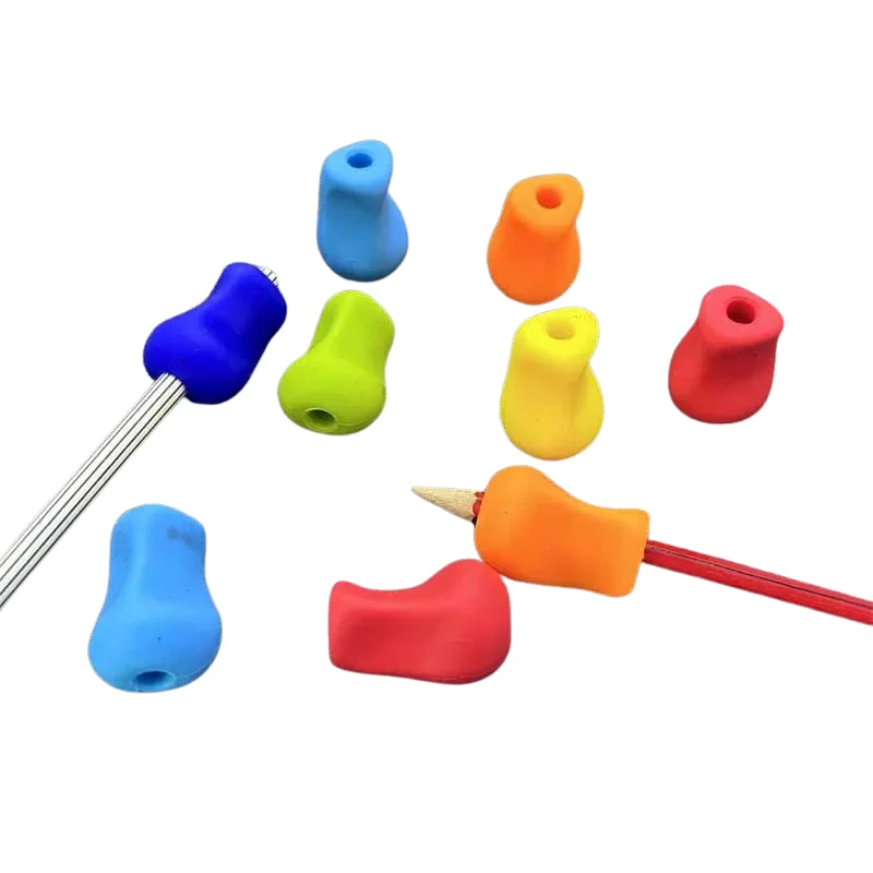

10pcs Children Pencil Holder School Students Writing Posture Random Colors Silicone Pen Aid Grip Posture Correction Device