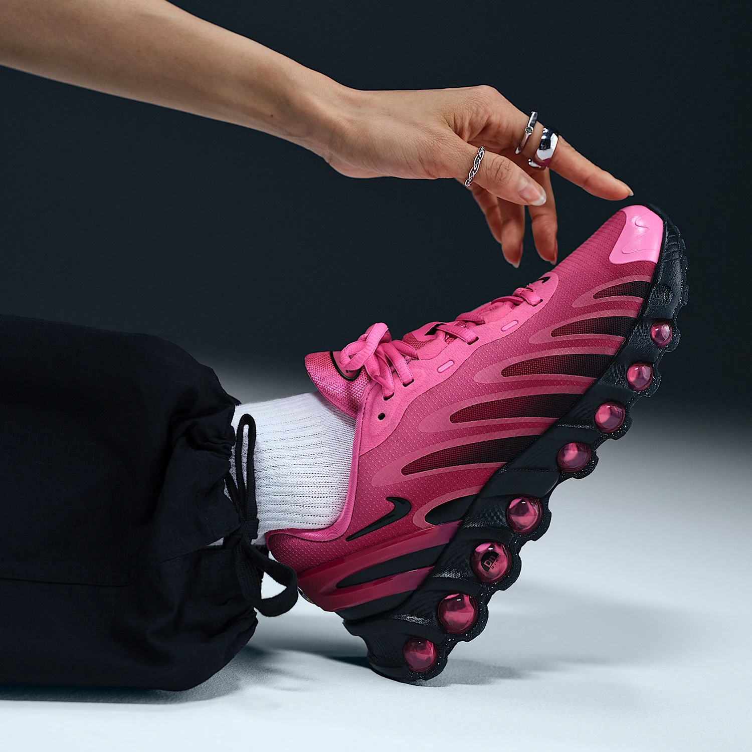 

Оригинальные женские модные кроссовки Nike Air Max Dn8 с мягкой подкладкой HF5509-601