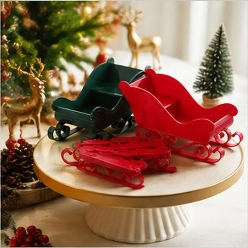 3Pcs Mini Christmas Sleigh Ornament Plastic Sleigh Decoration Vibrant Detailed Sleight for Tabletop Shelf Desktop Holiday
