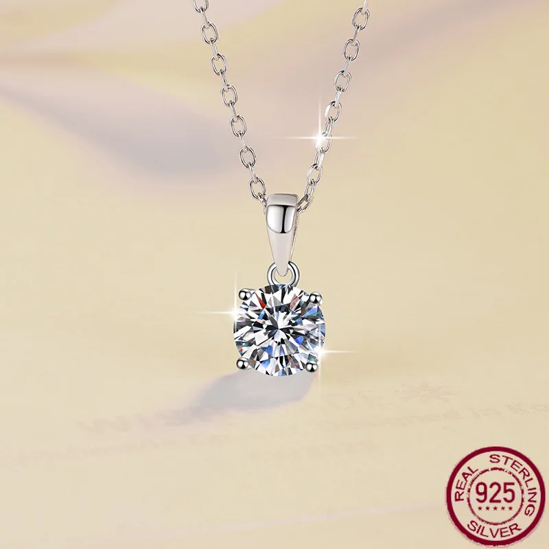 

Новое ожерелье из чистого серебра S925 с подвеской с четырьмя когтями 1/2/5 карат, простые и модные украшения, свадебное ожерелье с муассанитом