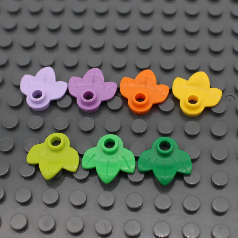 

300 шт. разноцветных круглых пластинок 1x1 с 3 листьями (Тыква, Дерево) для конструктора DIY Enlighten, совместимые с 32607, детские строительные блоки DIY