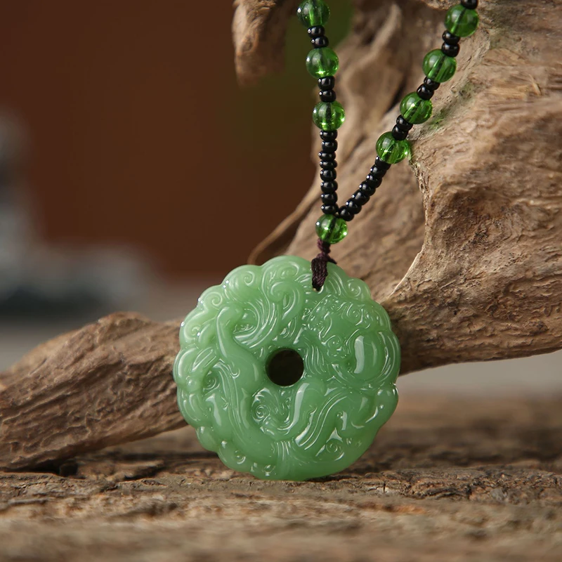 Fashion Green Jade Hand-Carved Dragon Hollow Jade Pendant Necklace Multicolor Chinese Amulet Women Mans Lucky Jewelry Gift