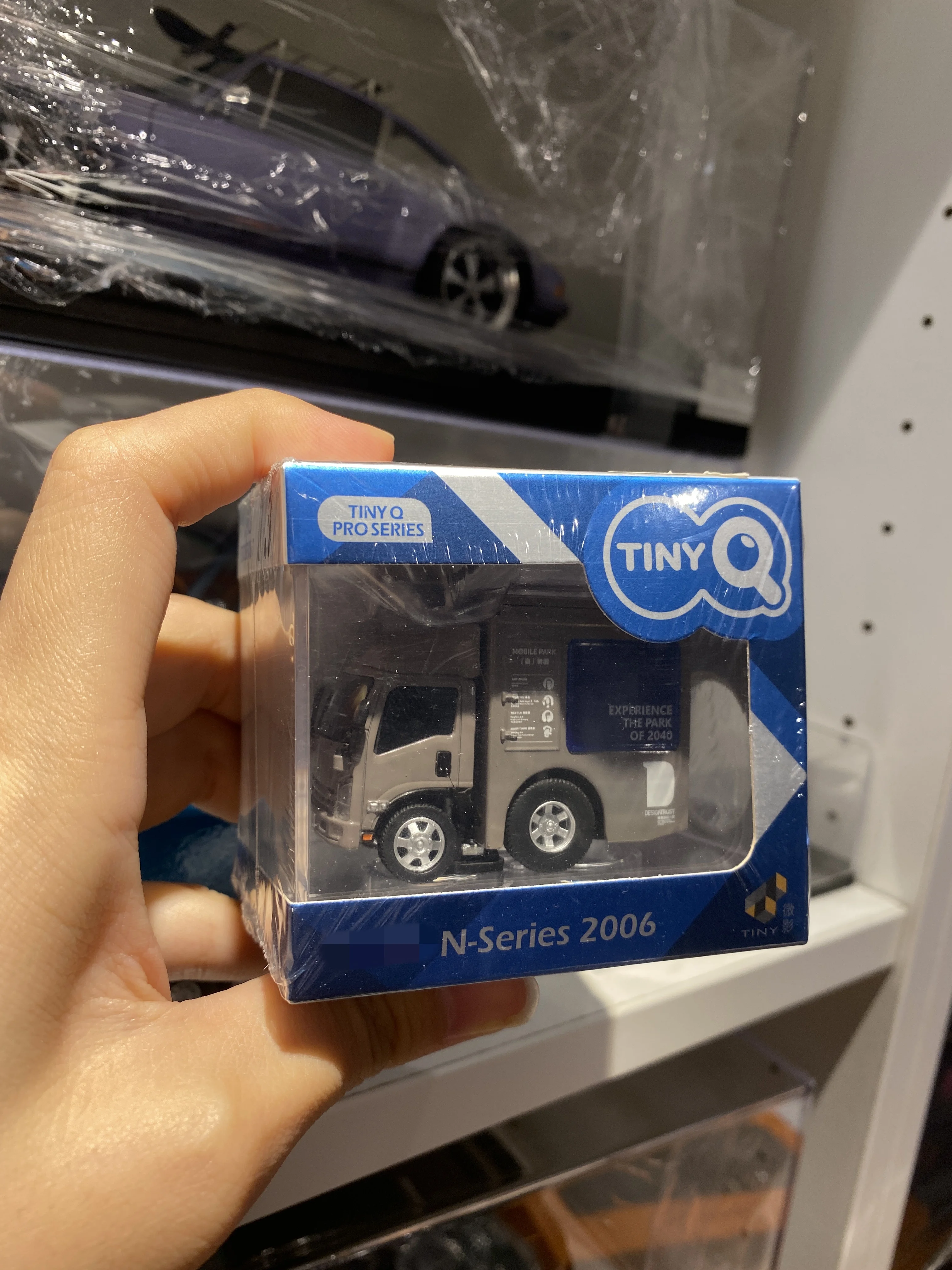 

TinyQ N-Series 2006 Outdoor Advertising TruckAlloy car Model Car Diecast Collection Limited Edition Hobby Toys