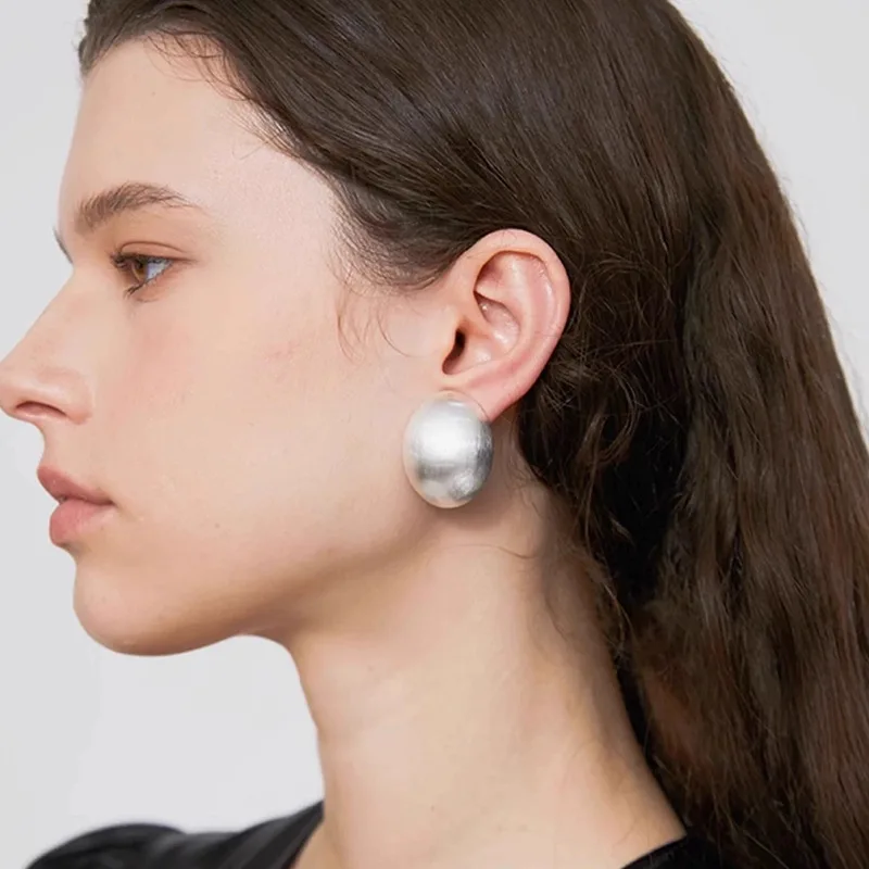 European and American New Trendy Brushed Matte Metal Stud Earrings for Women Simple Temperament Vintage Jewelry