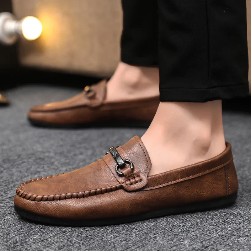 Fashion New Leather Men\'s Casual Shoes Male Lazy Shoes Breathable Loafers Comfort Slip-on Driving Shoes Luxury Brand Moccasins