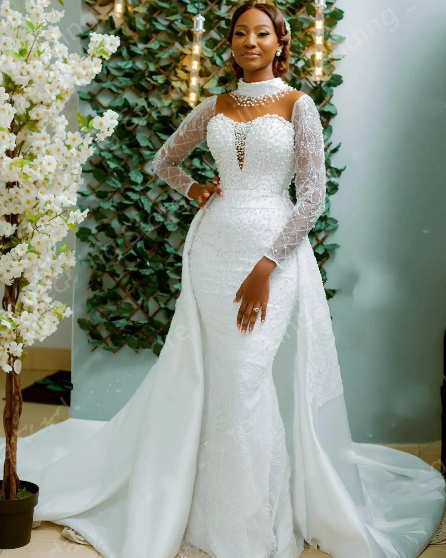 Customized Heavy Pearls Beading Mermaid Wedding Dresses With Detachable Train Lace Appliques Beaded Full Sleeves Bridal Gown