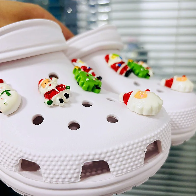 New Santa Claus Christmas Tree Snowman Shoe Charms Shoe Decoration Charms Bracelet Wristband Accessories Xmas Party Gifts