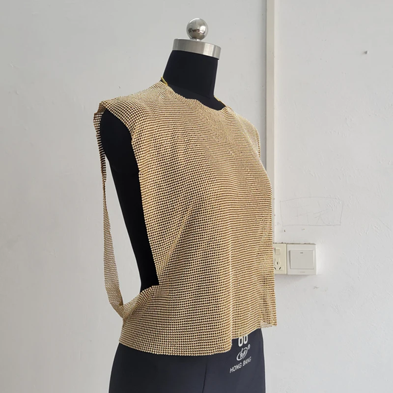 Street Style 2025, Sommer, glänzendes Strass-Crop-Top für Damen, Metall, ärmellos, modische Tank-Tops, Cruz сoji, Luxus-Frauenkleidung – Detail 8