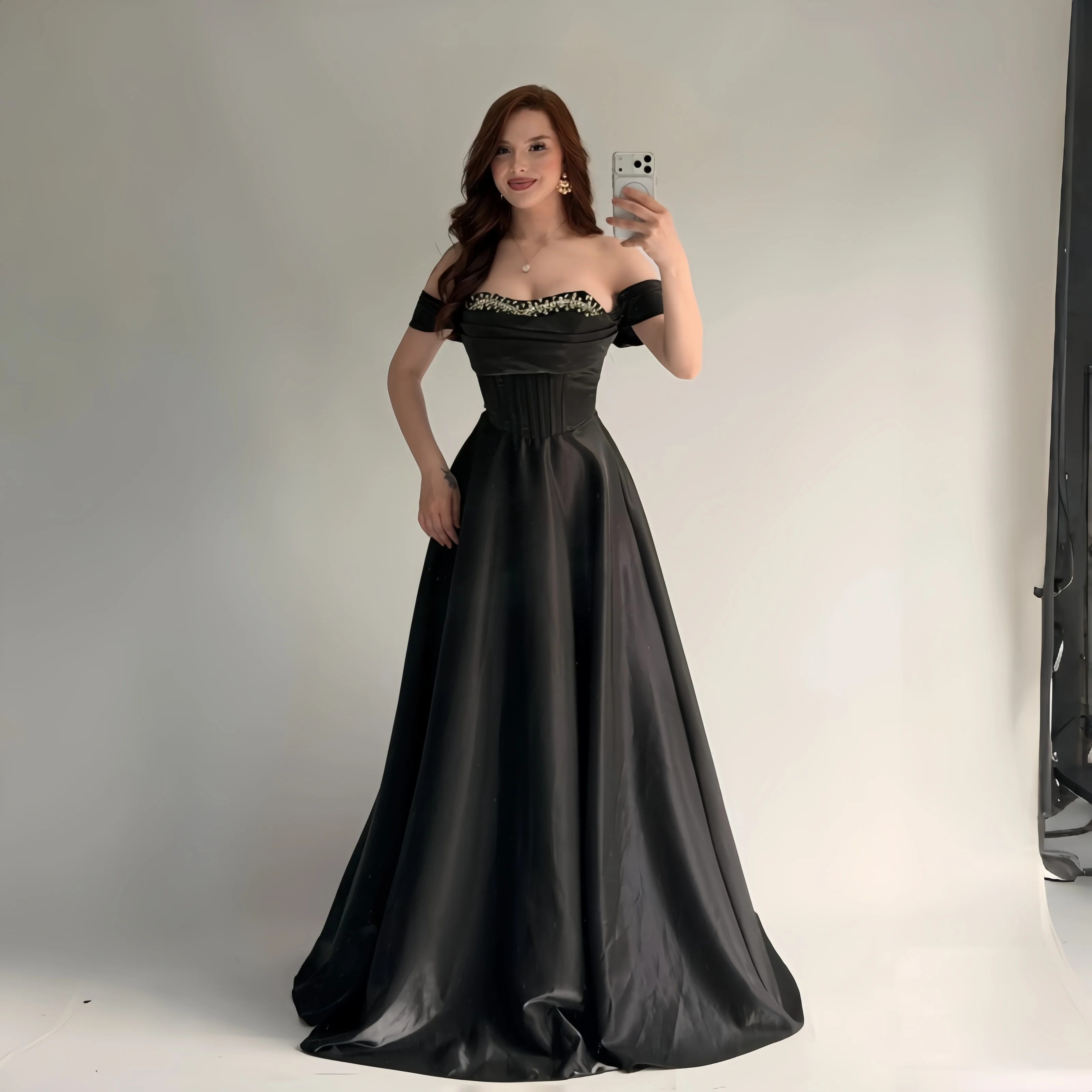 Satin Off The Shoulder Black A-Line Corset Bodice Beaded Neckline Elegant Evening Dress 2026 Prom Dress Beading Saudi Arab Gown
