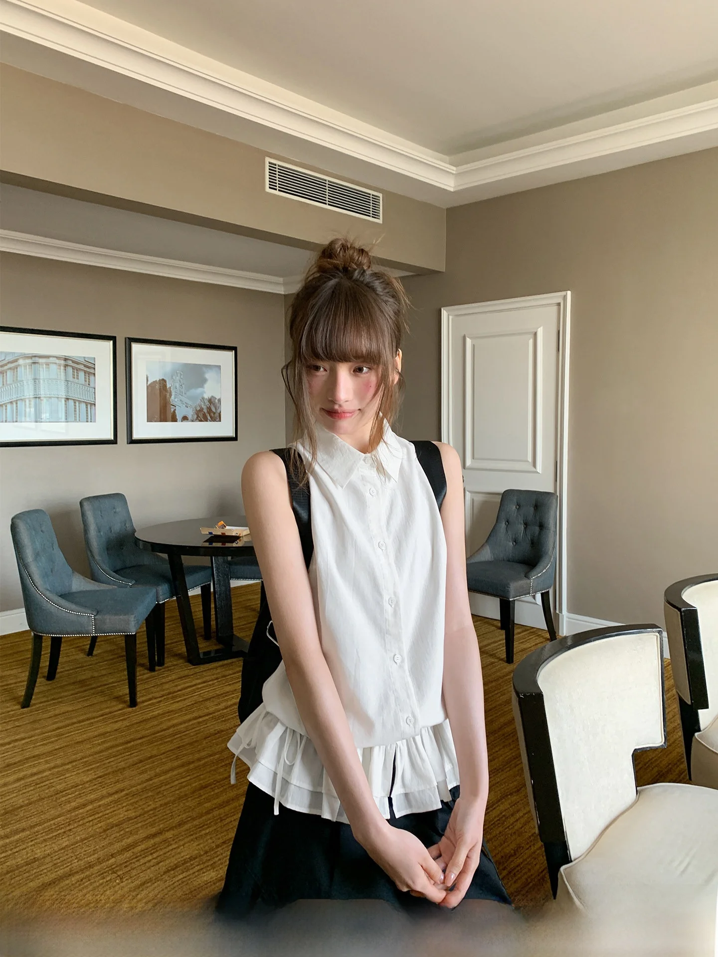 

Unique Design Off-Shoulder Cotton Blend Women's Shirt Summer Casual Loose Fit No-Sleeve Button-Up Front Wrap Belt Detail