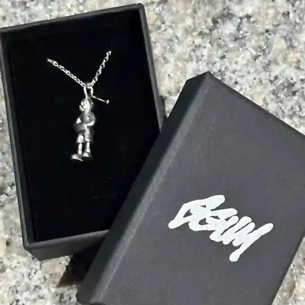 Kpop YEONJUN Metal Necklace SOOBIN BEOMGYU TAEHYUN HUENINGKAI Merch Fans Gift