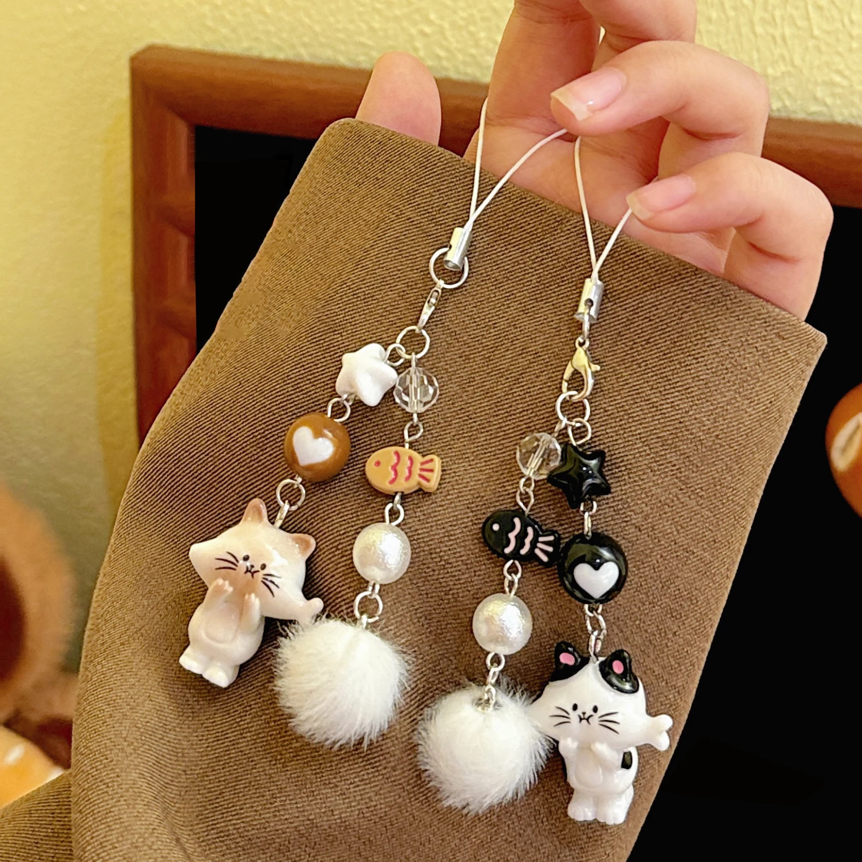 1/4 Pcs Cute Cat Phone Chain Pendant Girl Versatile Keychain Hairball Bead Pendant Backpack Pendant