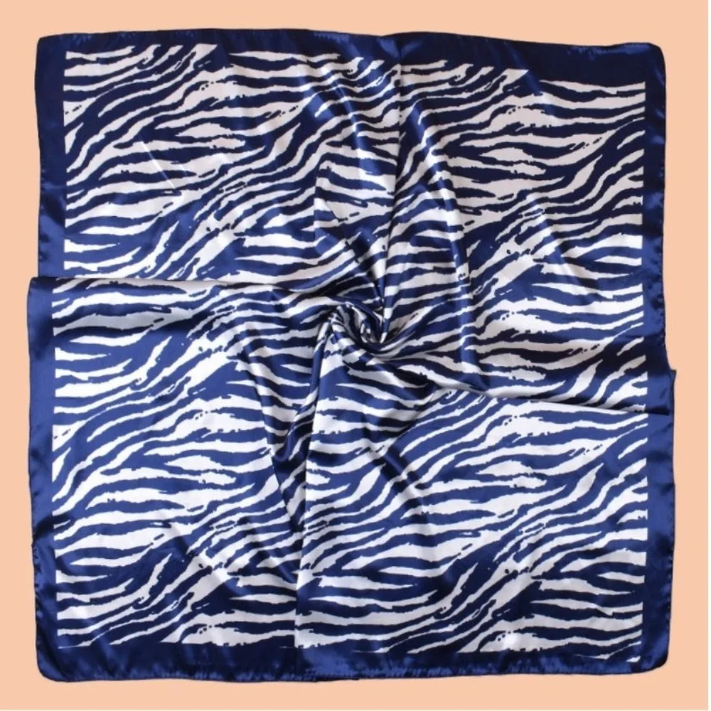 الفاخرة متعددة الاستخدام الساتان وشاح مربع 90*90 سنتيمتر تنفس الحجاب شريط طباعة الأوشحة الحريرية المرأة الإكسسوارات