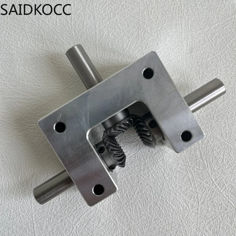 SAIDKOCC DIY Differential Assembly Gearbox 90 Degree 1:1 Spiral Bevel Gear 6/8/10MM Output Shaft Reversible Small Corner Device