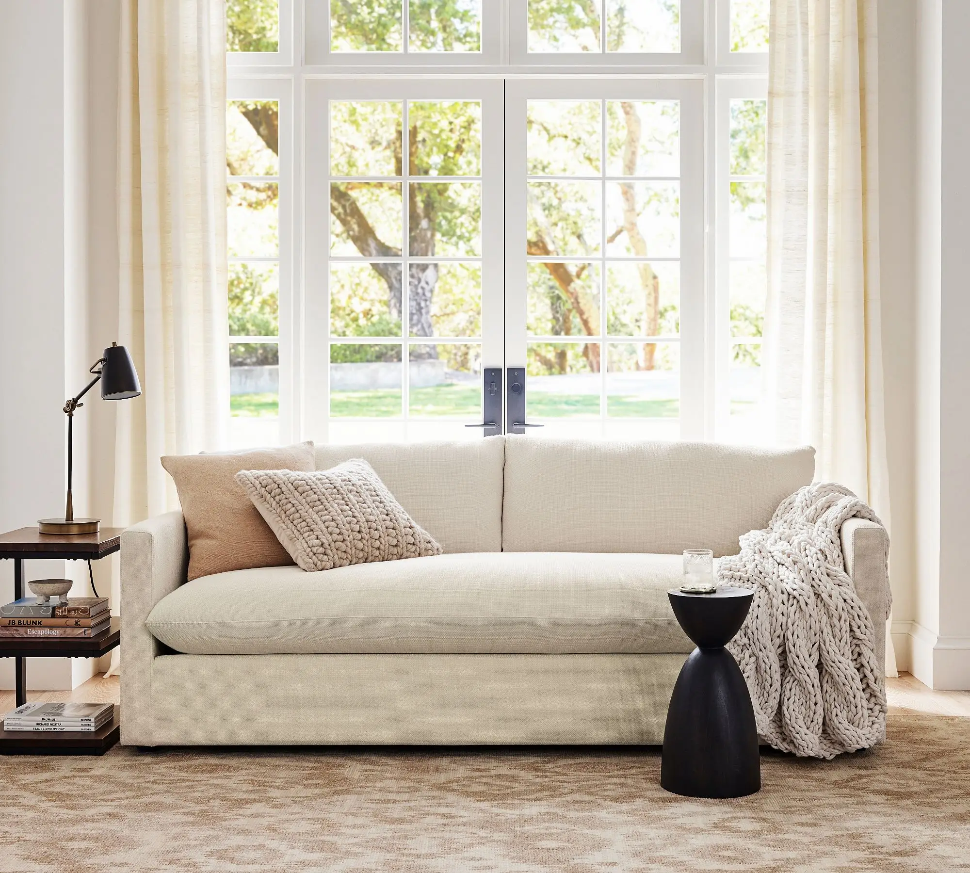 Square Arm Fixed Cylindrical Black Finish Loose Cushions Polyester Wrapped Core Bench Cushion Seat Compressed Sofa