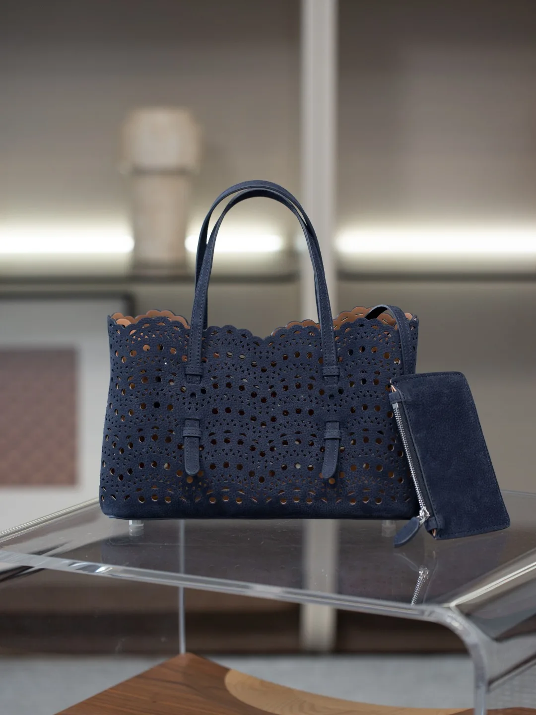 

Новая замшевая полая матовая сумка из воловьей кожи, высококачественная нишевая корзина для овощей большой вместимости, женская сумка через плечо на одно плечо