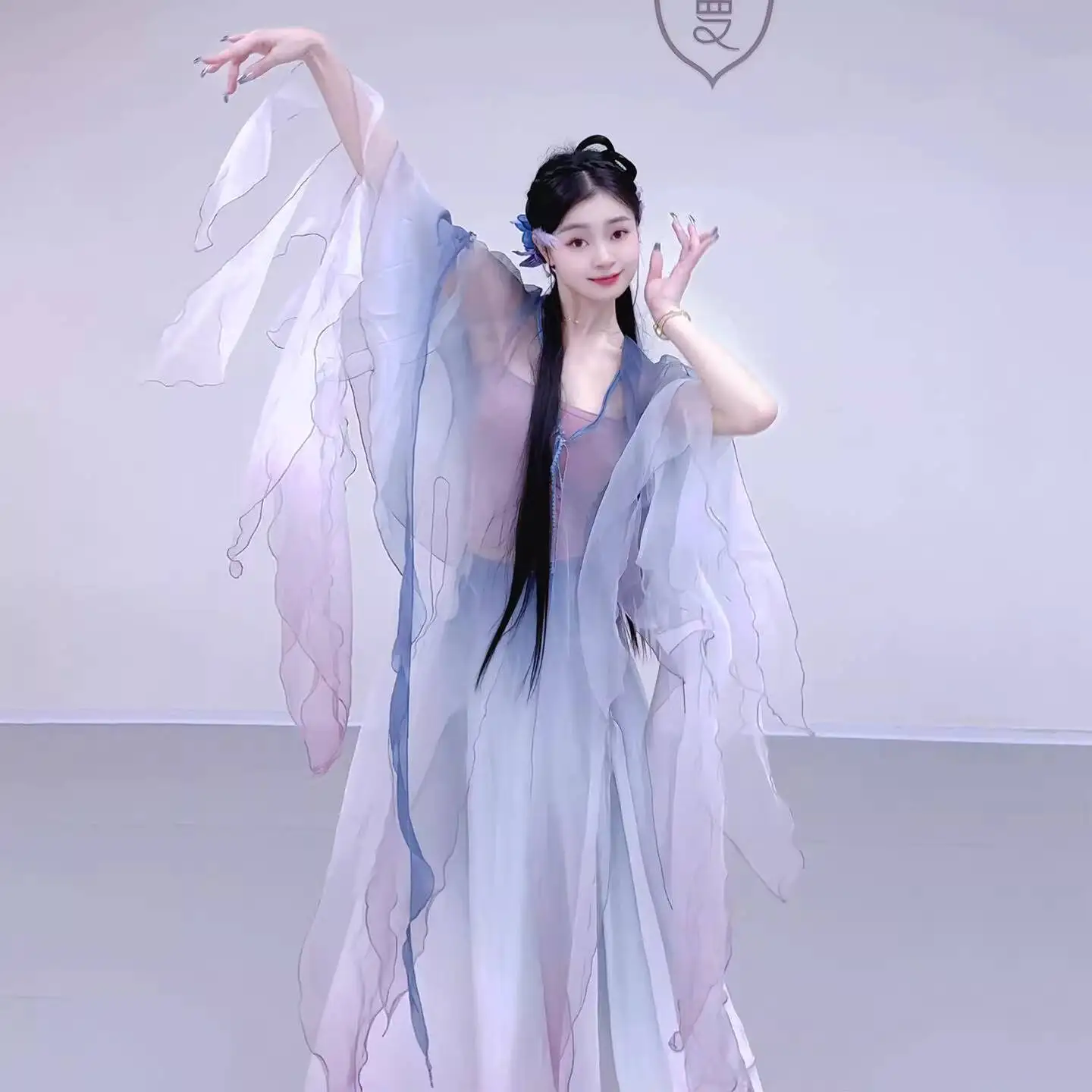 

Classical Dance Gauze Dress Fairy-like Elegant Ancient Style Dance Costume Daily Hanfu Practice Clothes Ripped Sleeves Chinese