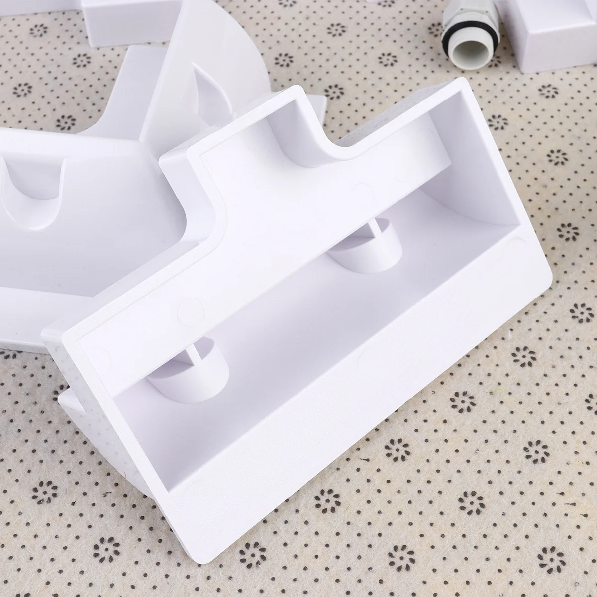 

7 шт., держатель солнечной панели из АБС-пластика, прочный, простой в установке, распределительная коробка для яхты, клеммная система, белый держатель солнечной панели из АБС-пластика