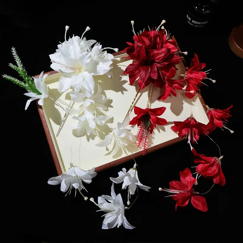 مشبك شعر على شكل زهرة بيضاء حلوة مصنوع يدويًا على الطراز الوطني غطاء رأس على شكل زهرة مقلدة