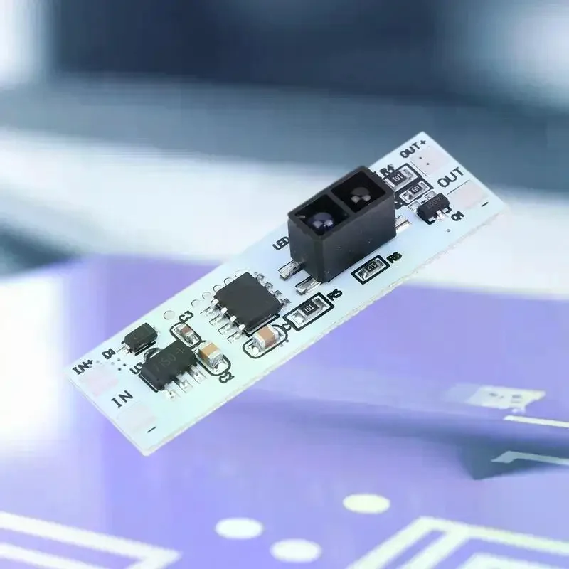 Hand Gesture Switch Module DC 5-24V 3A - Non-Contact Dimmer for LED Cabinet, Wardrobe & Smart Home Lighting