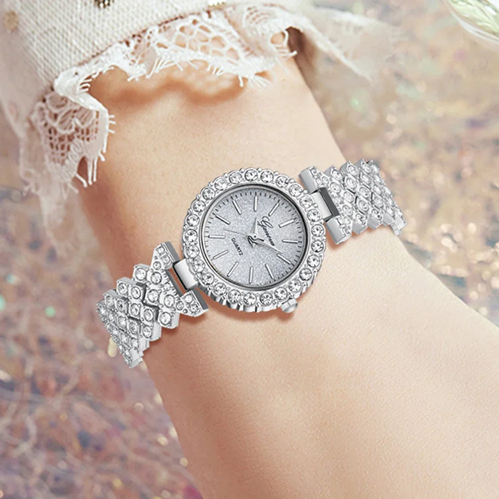 6PCS Silver Women's Watch Set Luxury Fashion Quartz Watch Bracelet Necklace Earrings Set Perfect Gift for Friends or Moms