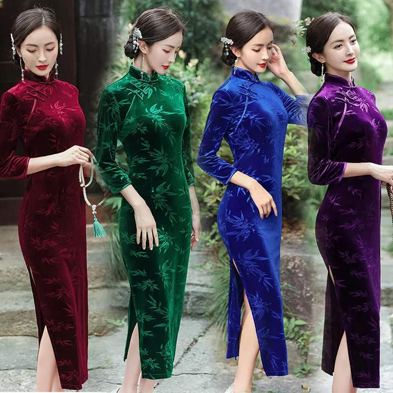 

2024 Autumn Velvet Mid-sleeved Cheongsam Mom Slim Long Plus Size Chinese Traditional Qipao Evening Wedding Dress for Women Party