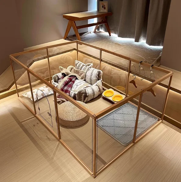 

Pet kennel Solid wood dog fence Isolation fence Dog cage Small dog special indoor transparent fence