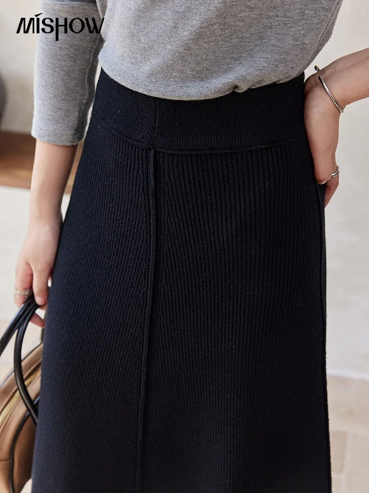 MISHOW Knitted Solid Skirt Women Covering Yarn Elastic Waist Skirt 2024 Winter Versatile High Waist A-line Long Skirt MXD45B0499