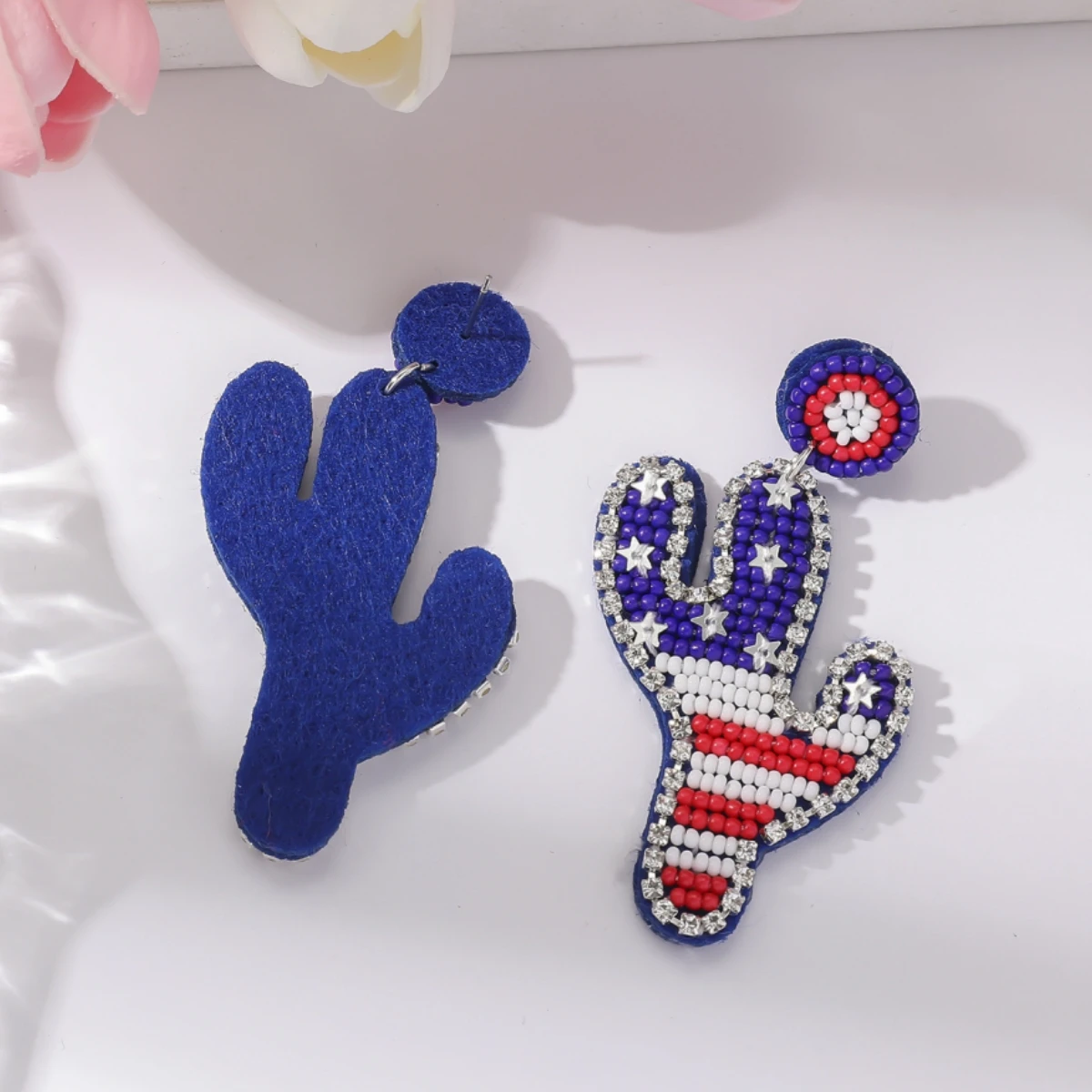 4th of July Patriotic Beaded Earrings for Women - Red White Blue USA Flag Star Cactus Heart Dangle Earrings, Independence Day Je