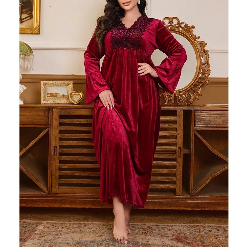 Loose-fitting Plus-size Women's Pajamas New Autumn and Winter Style Comfortable Velvet Long Nightgown Lace Dress Oungewear