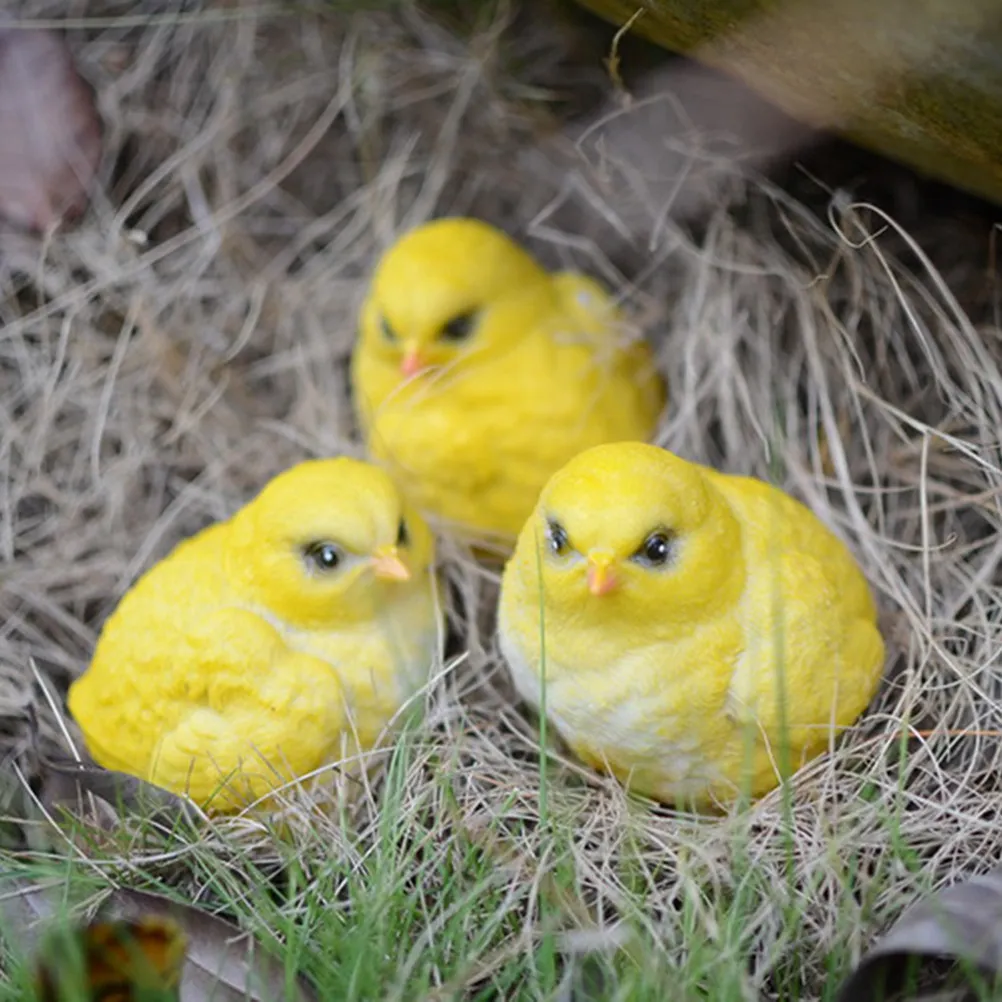 3Pcs Yellow Chicks Resin Statues Lifelike Miniature Garden Decoration Outdoor Lawn Ornament Easter Chick Figures