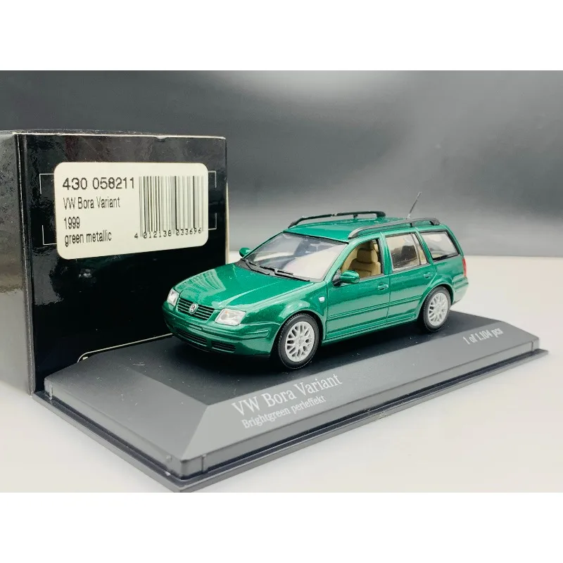 Modelo de Auto de Aleación MINICHAMPS a Escala 1:43, VW BORA VARIANT