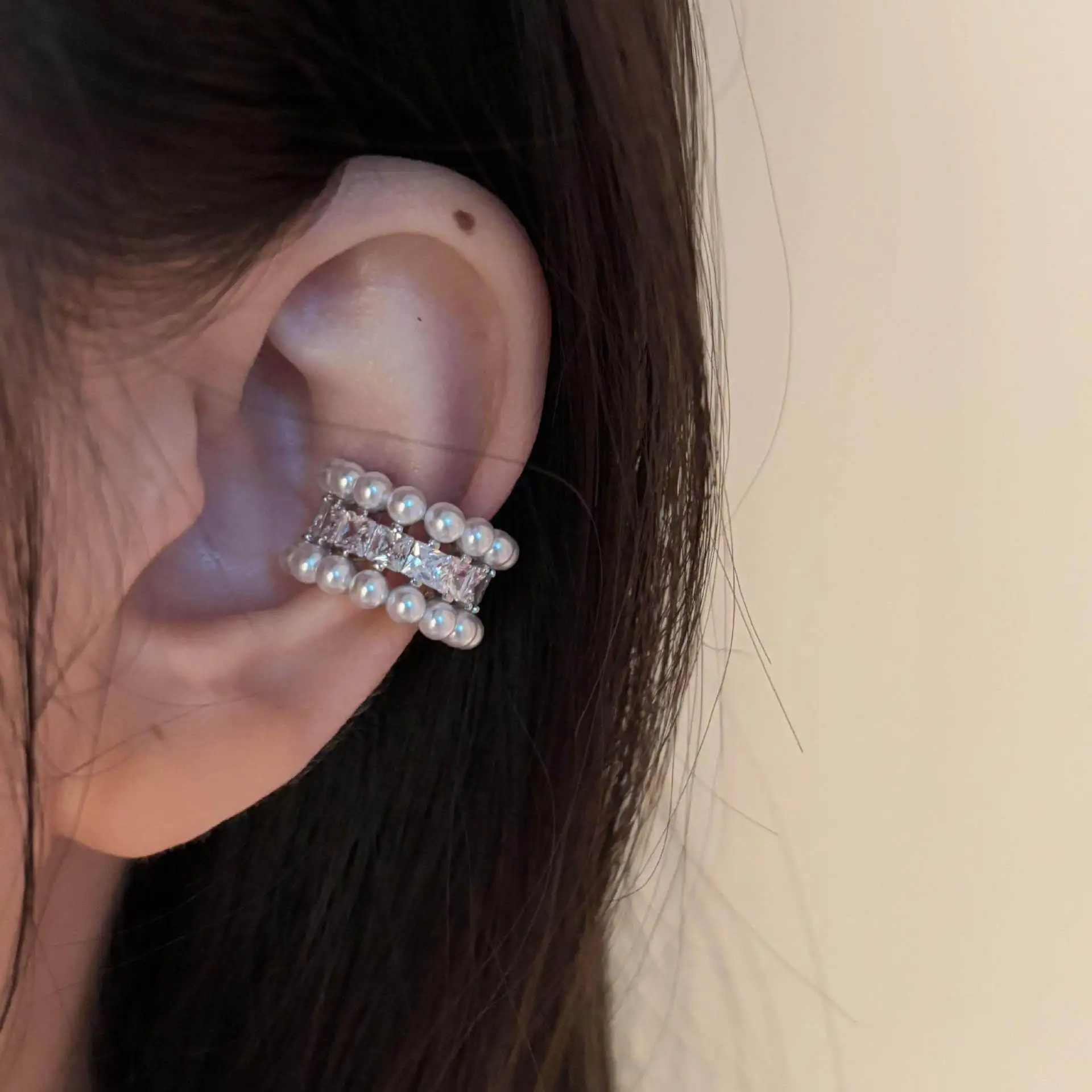 French-style retro pearl zirconia ear clips without ear holes