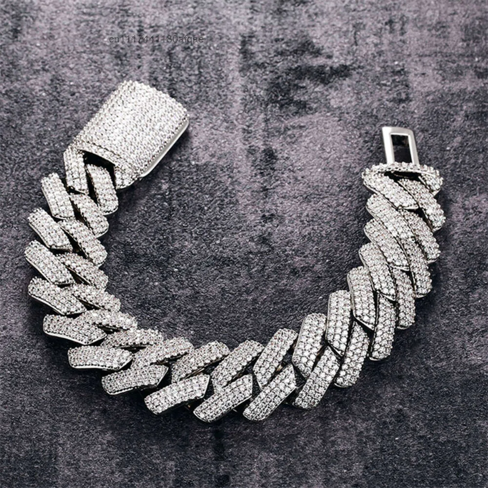 Ristar Iced Out Cuban Link Chain Jewelry Necklace Quality Three Row Zircon 20mm 3a Moissanite Moissanite Diamond Chains.