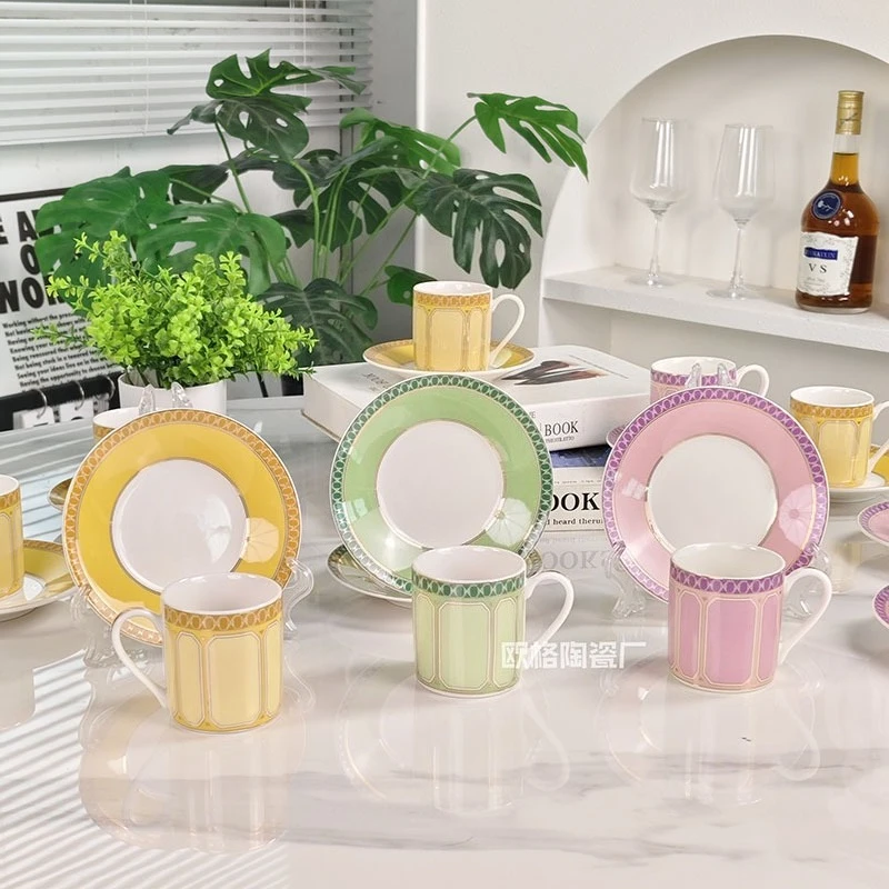 Minimalistische Bone China Espresso Cup Schotel Commercieel Thuisgebruik Koffiemok Servies Elegante Praktische Koffiekopjes