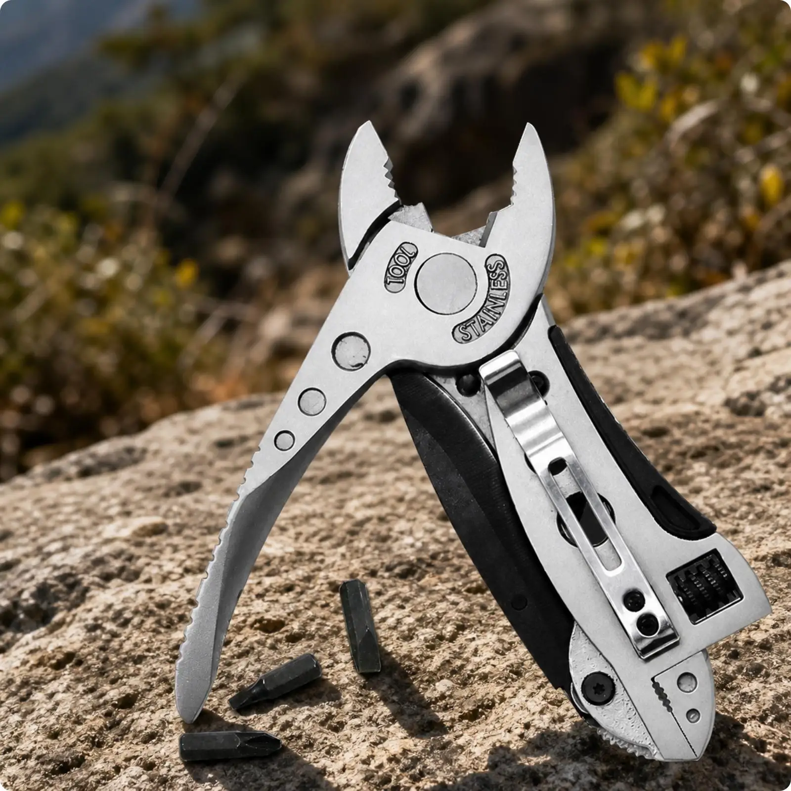 Outdoor Wrench Plier Stainless Steel Folding Multitool with Knife Wire Cutter Bit Holder for Camping Hiking