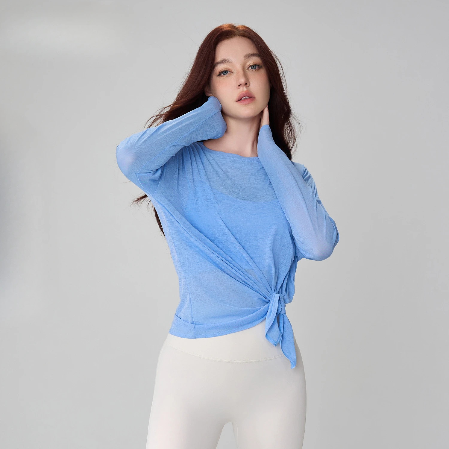 

breathable yoga blouse for women,slit design for a slim look,suitable sports fitness,loose lightweight yoga clothing,long sleeve