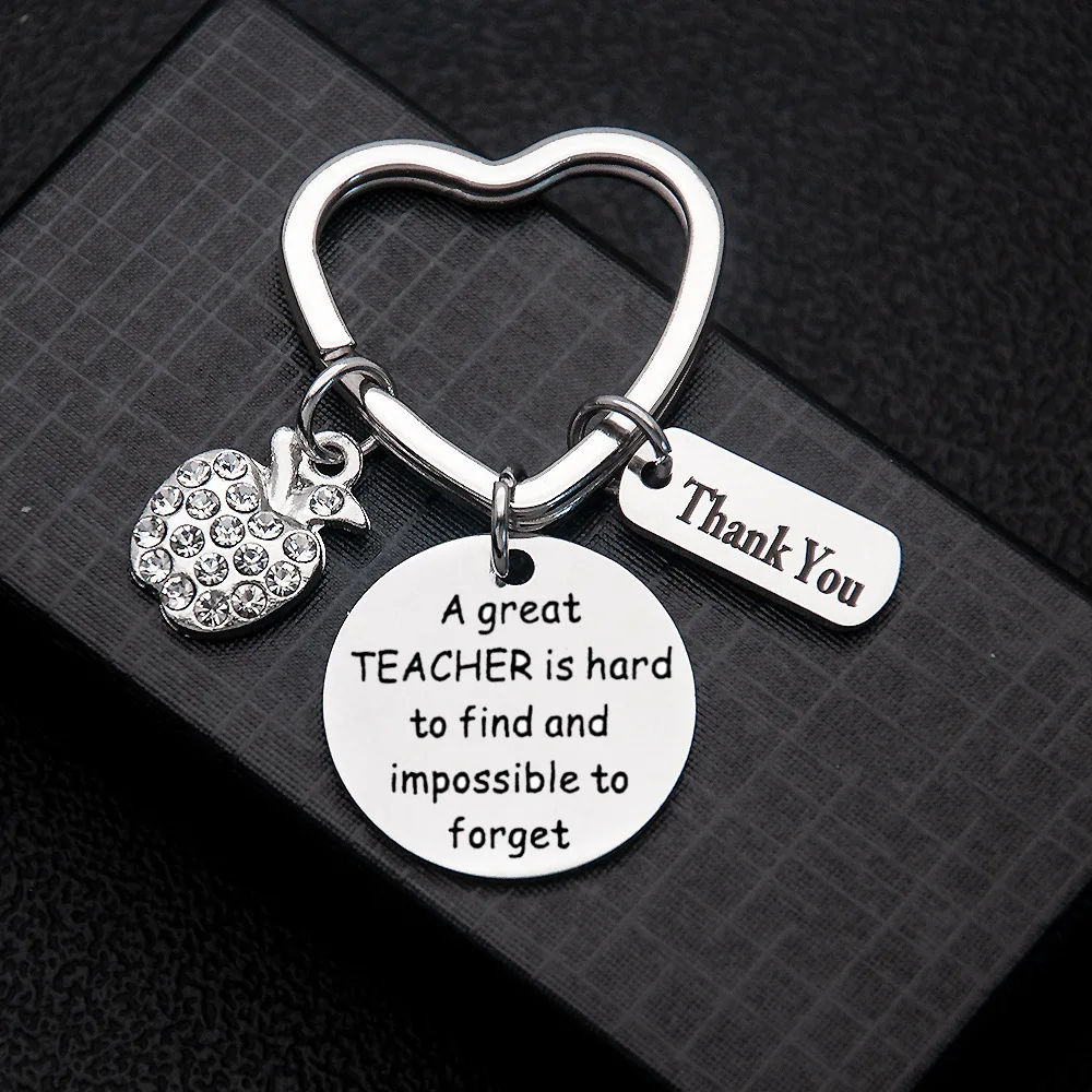 Graduation Gift Keychain Pendant Metal Teacher's Day Key Chains Gifts A Great Teacher Is Hard To Find and Impossible To Forget