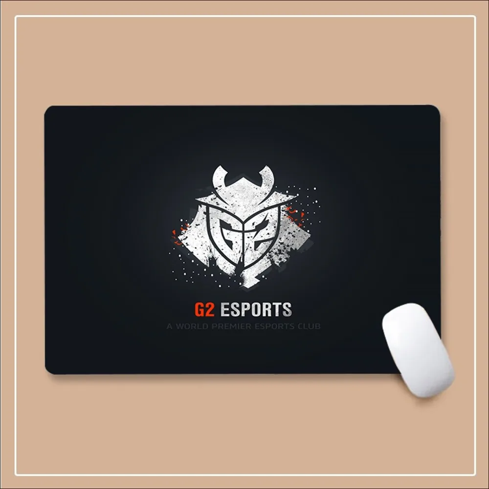 Imagem -02 - Tapete de Borracha Durável do Mouse para Csgo Game Player g2 Esports Logo Mousepad Bonito Mouse Pad Desktop pc Computador e Laptop Tamanho