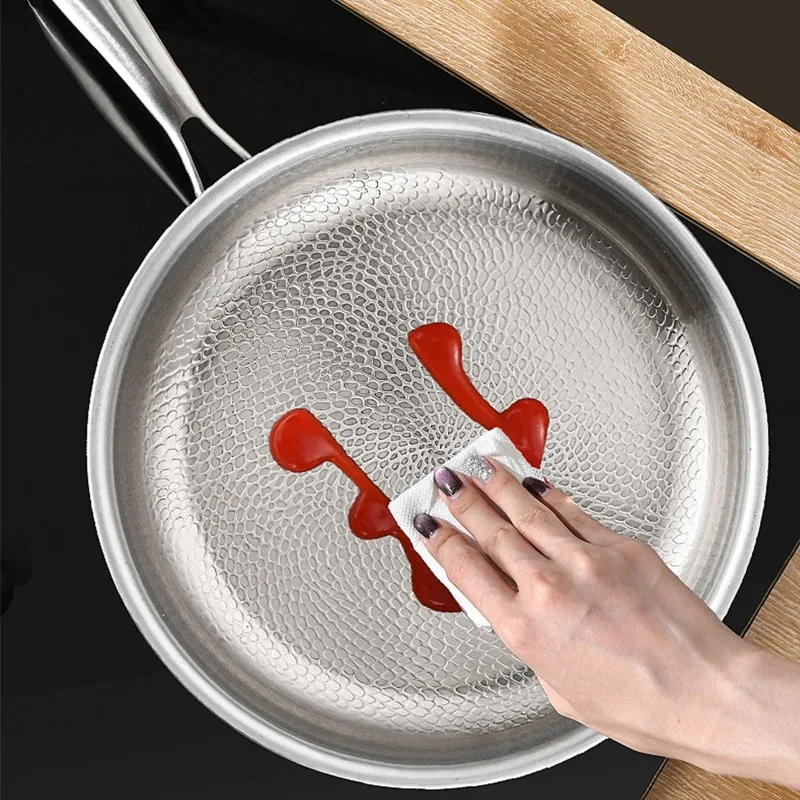 

Titanium Hammered Pan Non Stick Frying Pan Cooking Pan Compatible with All Cooktops