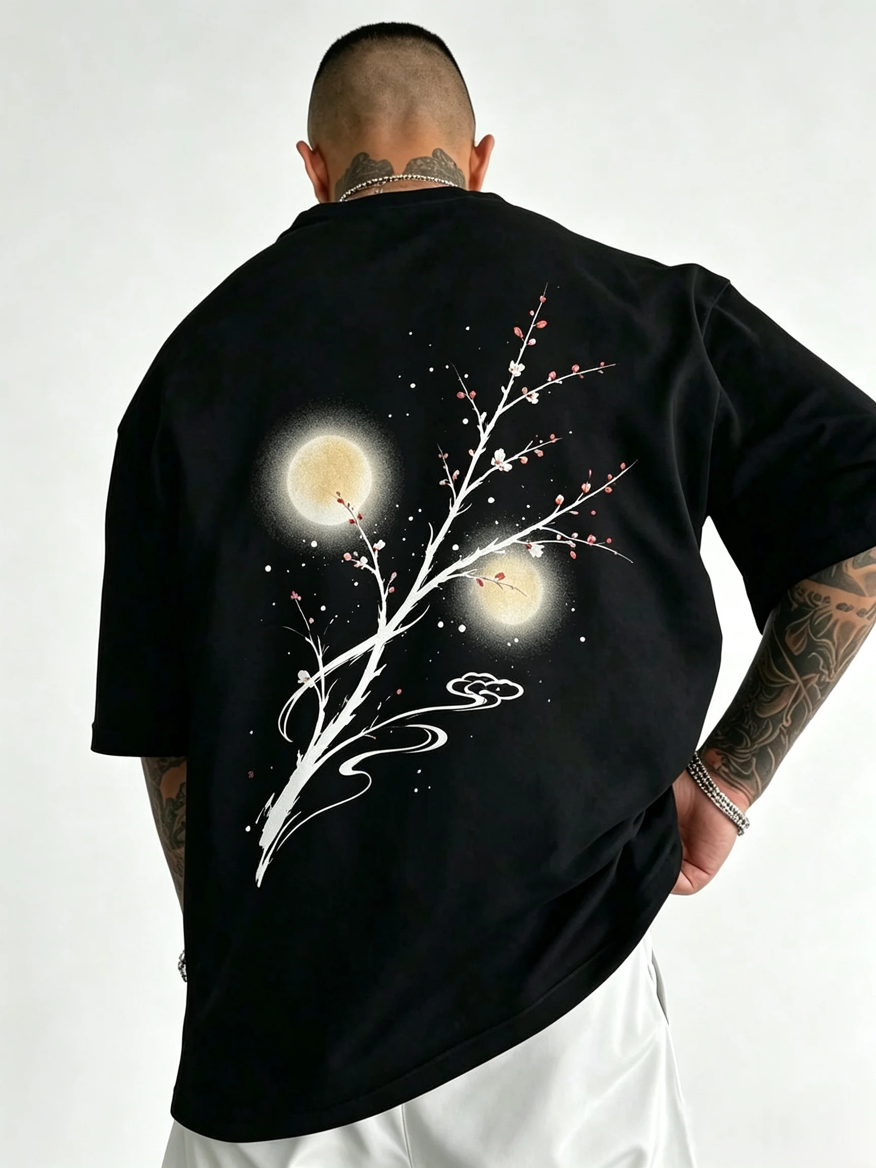 Unisex Chinese Plum Blossom Double Moons Graphic T-Shirt, Oriental Ink Cloud Back Print Oversized Tee, Zen Aesthetic Streetwear Black Loose Short Sleeve Tops