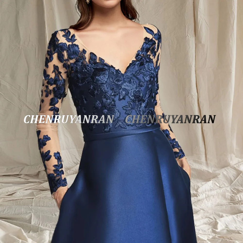 Navy Blue Mother of the Bride Dresses 2023 Lace Applique Satin Wedding Guest Gowns A-Line Elegant Dress Women For Wedding Party