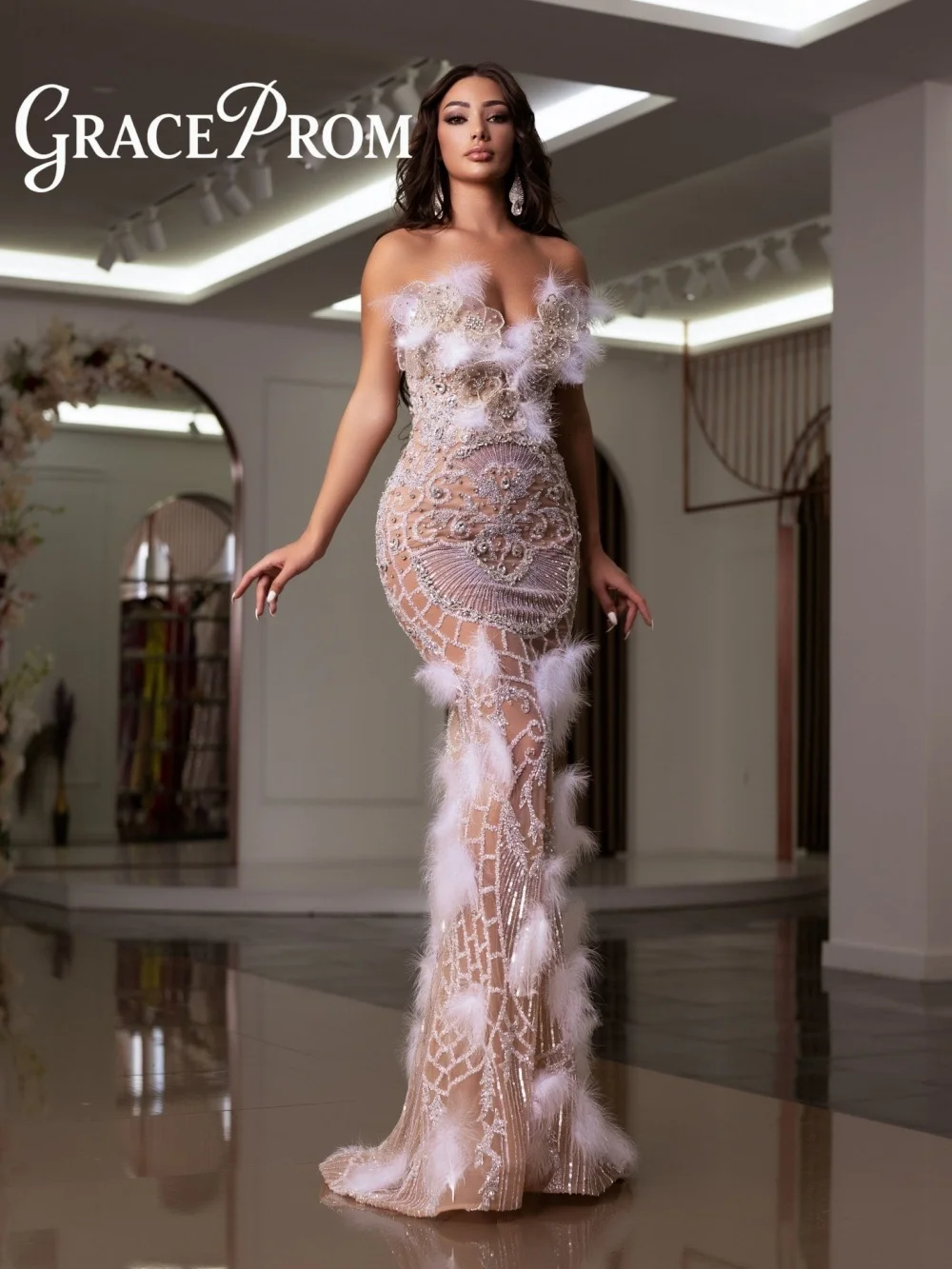 GraceProm  Elegant Sleeveless Feathered Evening Dress 2026 Strapless Carpet Gown Fashion A Line Floor Length Party Gown