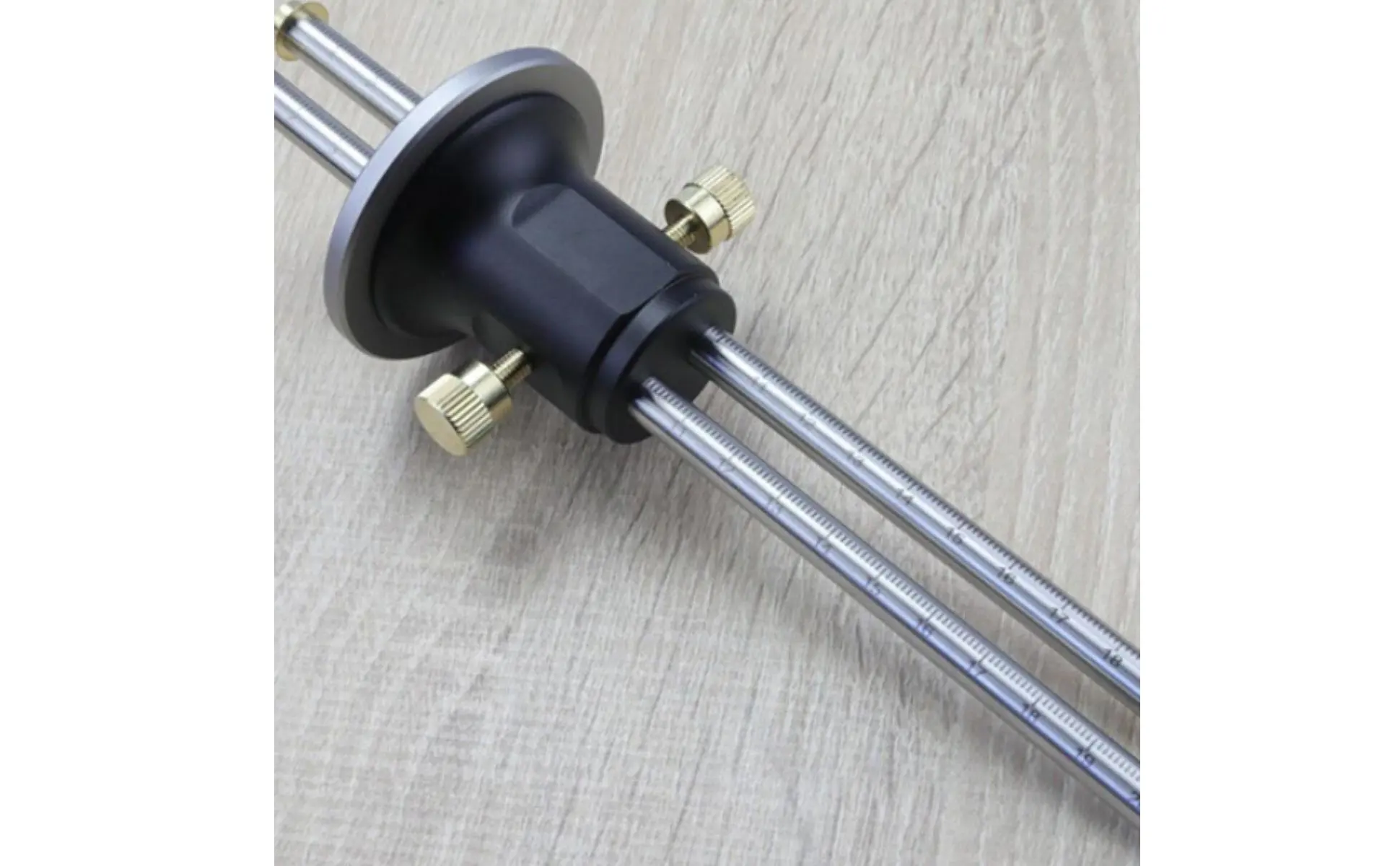 Twin Head Marking Gauge Clear Scale Carpentry Scribing Tool Parallel Line Scriber Sturdy Construction for DIY Hobbyists Twin Head Marking Gauge Clear Scale Carpentry Scribing Tool Parallel Line Scriber Sturdy Construction for DIY Hobbyists