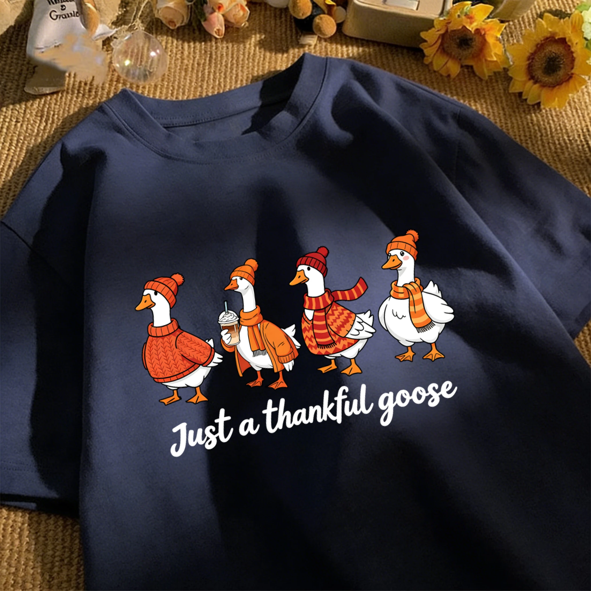 Just A Thankful Goose Design T-Shirt For Men Summer Fashion Retro Tee Loose Basics Clothing Unisex Cotton O-Neck Short Sleeve
