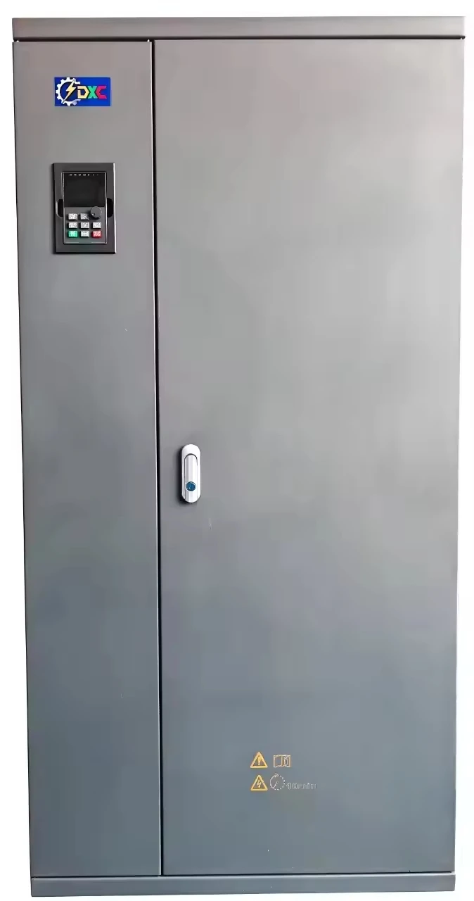 Konverter Frekuensi Performa Tinggi 220V 380V Tiga Fasa ke VFD Penggerak Variabel Inverter VFD 30KW AC Drivers Produk Line