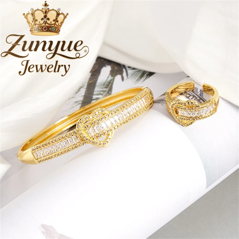 

Sand Gold Buckle Bracelet, A Niche Heart-Shaped Opening Ring Luxury Quality Jewelry Fashion Jewelry Charms Exquisite Elegant