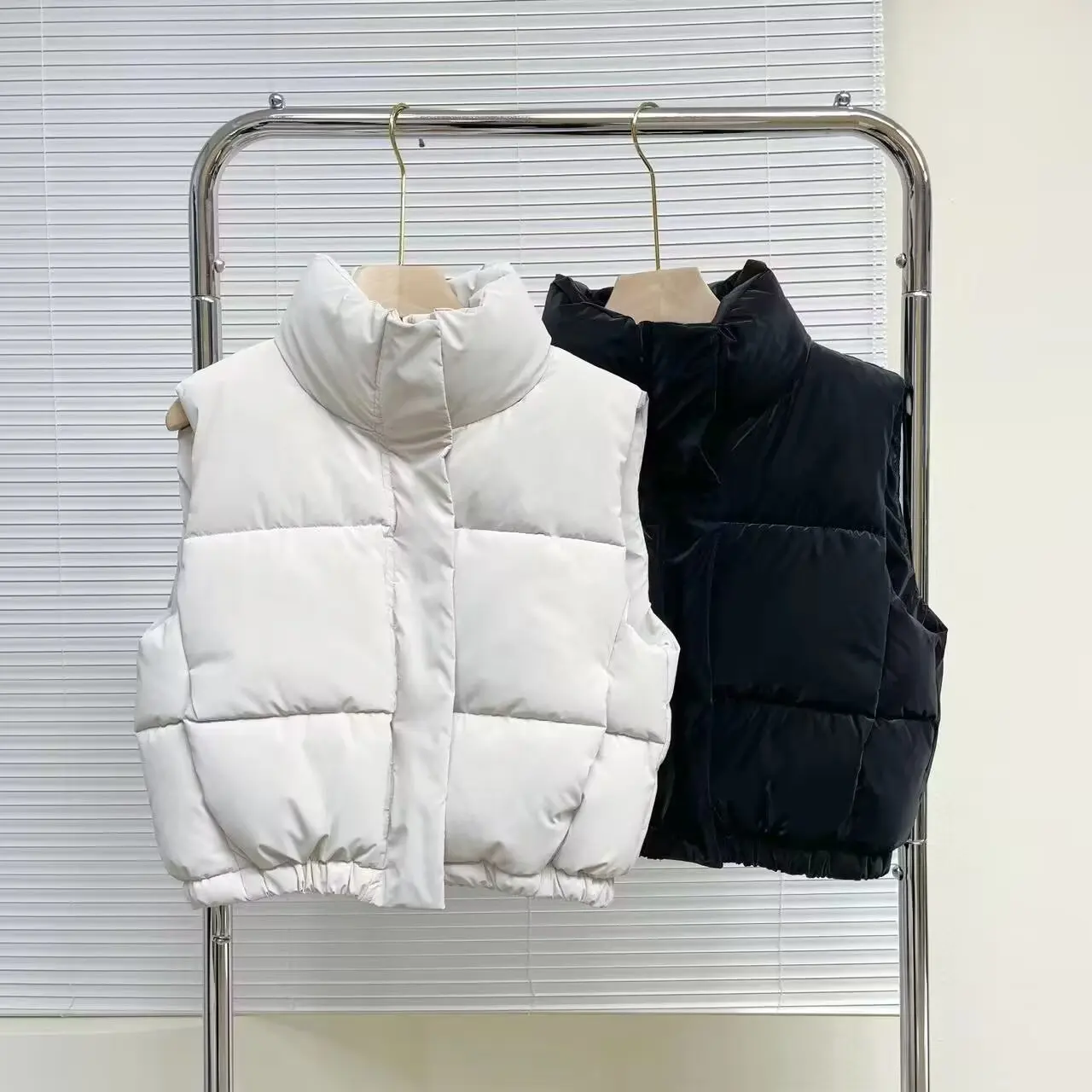 

European and American style winter new style stand collar laminated vest vest women's fashion hot sale warm outer wear vest wais