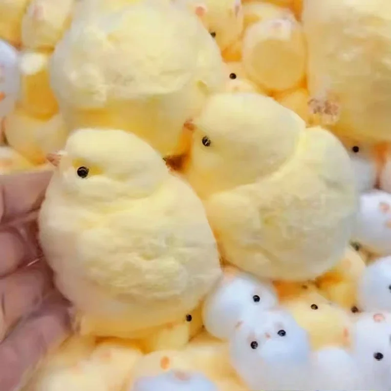 Gelbes Küken Squishy Squeeze Toy Kinder Erwachsene Pop Fidget Toys Soft Pinch Unterhaltungsspiele für Kinder Anti-Stress-Geschenke