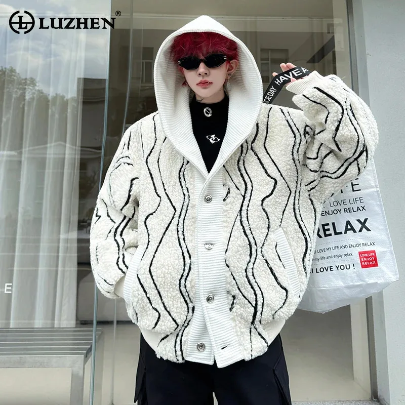 

LUZHEN 2025 Winter New Stripe Printed Brushed Lamb Wool Hooded Coat Men's Stylish Handsome Streetwear Loose Warm Clothes JY5248
